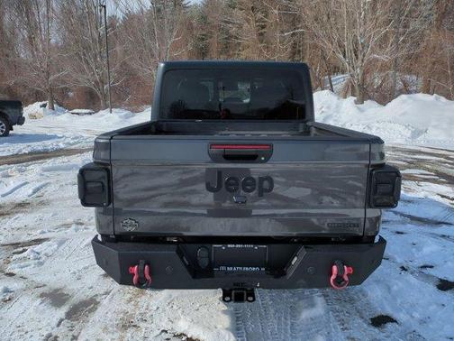 2020 Jeep Gladiator Sport