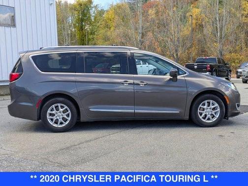 2020 Chrysler Pacifica Touring-L