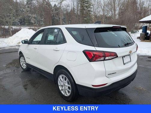 2022 Chevrolet Equinox LS