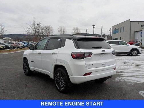 2022 Jeep Compass Altitude