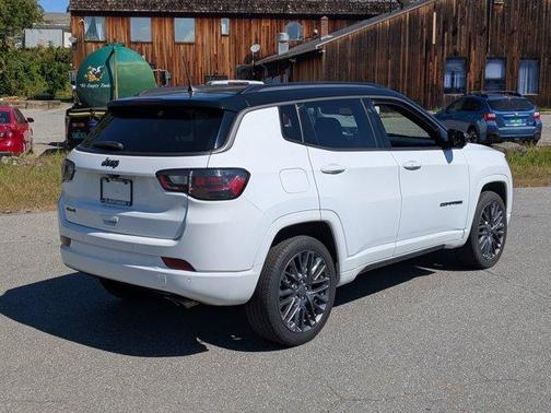2022 Jeep Compass Altitude