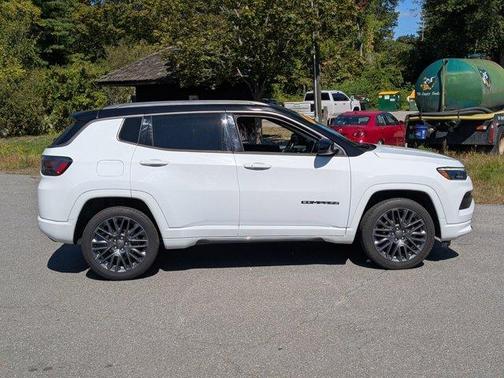2022 Jeep Compass Altitude