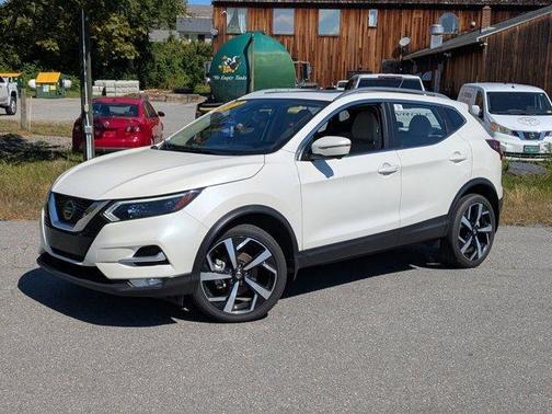 2021 Nissan Rogue Sport SL