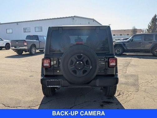 2022 Jeep Wrangler Unlimited Sport