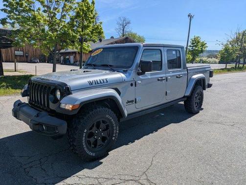 Billet Silver Metallic Clearcoat 2021 Jeep Gladiator Sport