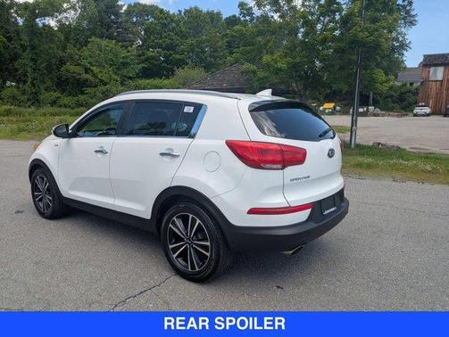 Clear White 2015 Kia Sportage SX