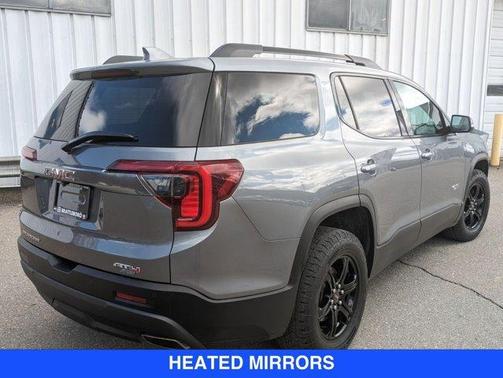2022 GMC Acadia AT4