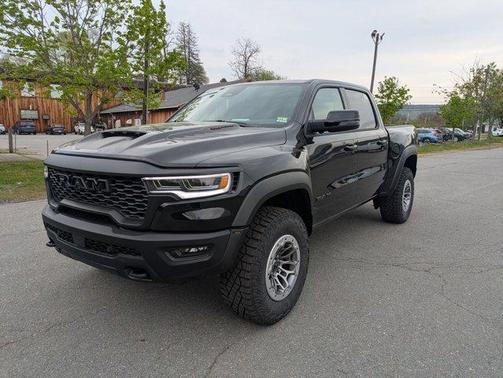 Diamond Black 2026 RAM 1500 RHO
