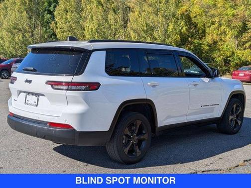 2023 Jeep Grand Cherokee L Laredo