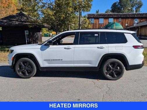 2023 Jeep Grand Cherokee L Laredo