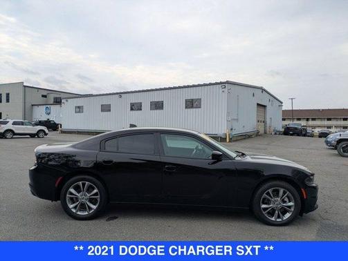 Pitch Black Clearcoat 2021 Dodge Charger SXT