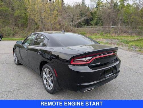 Pitch Black Clearcoat 2021 Dodge Charger SXT