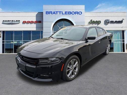 Pitch Black Clearcoat 2021 Dodge Charger SXT
