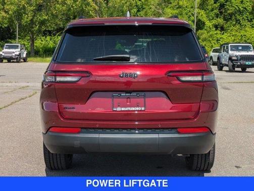 2025 Jeep Grand Cherokee L Laredo