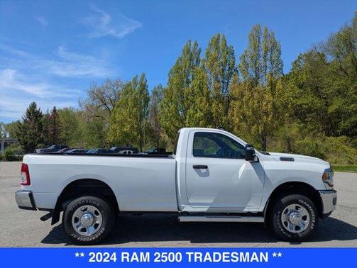 Bright White Clearcoat 2024 RAM 2500 Tradesman