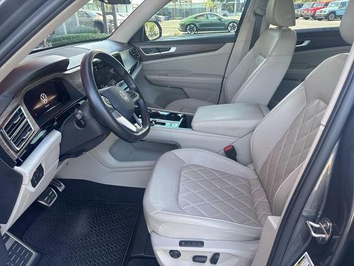 2024 Volkswagen Atlas 2.0T SEL Premium R-Line 4MOTION