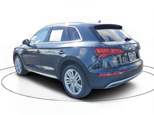 2020 Audi Q5 45 Premium Plus