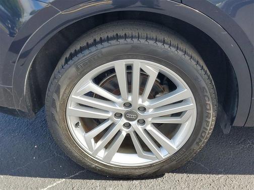 2020 Audi Q5 45 Premium Plus