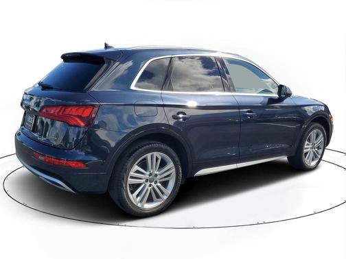 2020 Audi Q5 45 Premium Plus