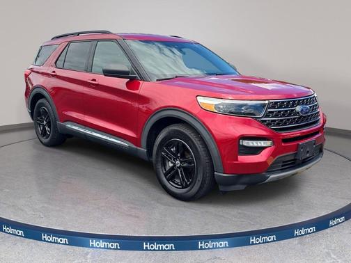 Rapid Red Metallic Tinted Clearcoat 2020 Ford Explorer XLT