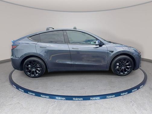 Midnight Silver Metallic 2023 Tesla Model Y Long Range Dual Motor All-Wheel Drive
