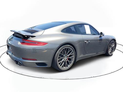 2017 Porsche 911 Carrera S