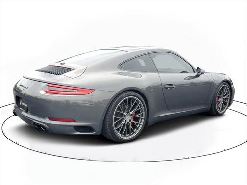 2017 Porsche 911 Carrera S