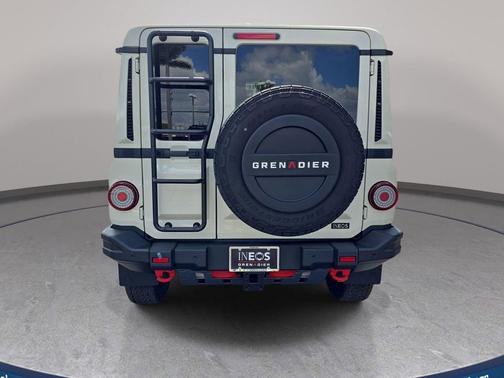 Scottish White 2026 INEOS Grenadier Fieldmaster Edition