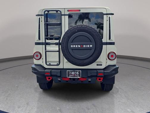 Scottish White 2026 INEOS Grenadier Fieldmaster Edition