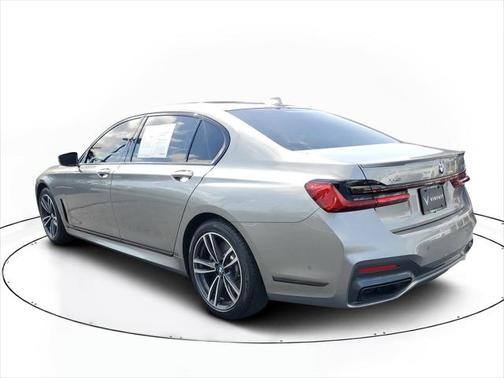 2021 BMW 750 i xDrive