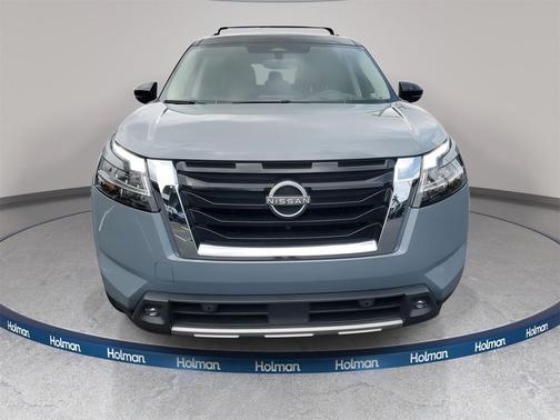 2022 Nissan Pathfinder Platinum 4WD