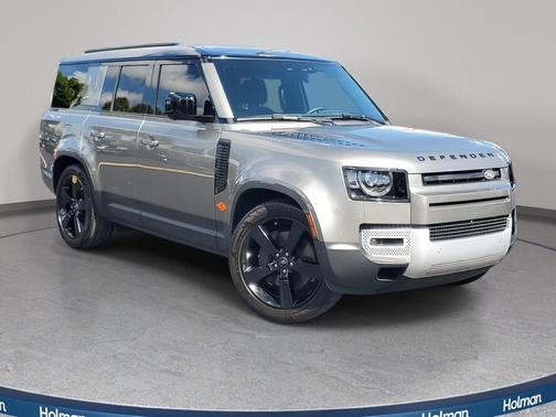 2023 Land Rover Defender 130 SE