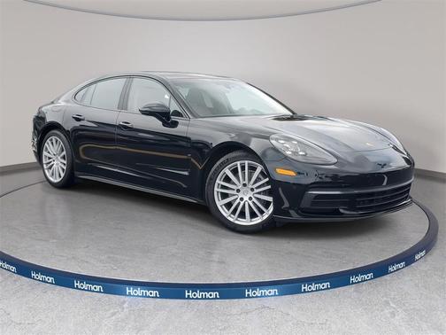 2019 Porsche Panamera 4