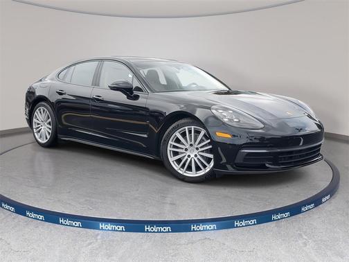 2019 Porsche Panamera 4