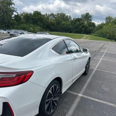 2017 Honda Accord EX-L w/Navigation & Honda Sensing