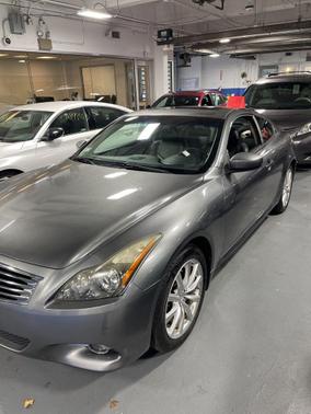 2012 INFINITI G37x Base
