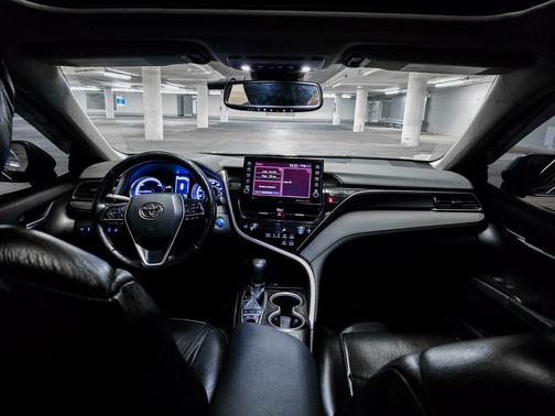 2022 Toyota Camry LE