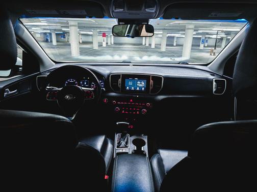 Snow White Pearl 2017 Kia Sportage EX