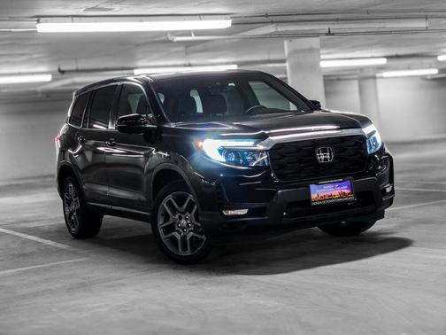 Crystal Black Pearl 2023 Honda Passport AWD EX-L