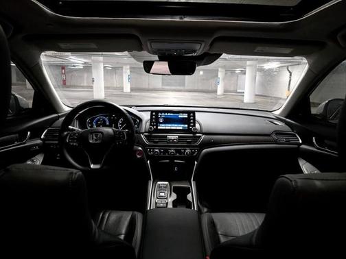 2018 Honda Accord Hybrid Touring