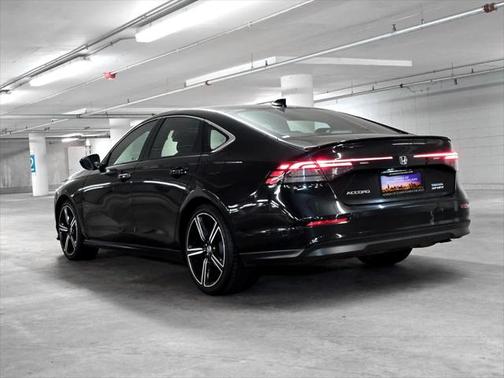 2023 Honda Accord Hybrid Base