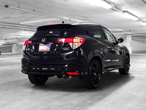 2022 Honda HR-V AWD Sport