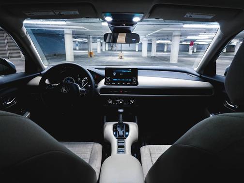 2025 Honda HR-V LX
