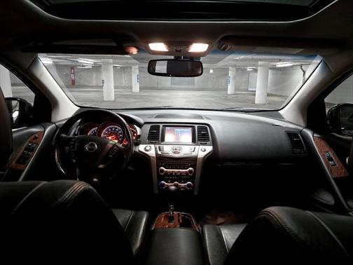 2009 Nissan Murano LE