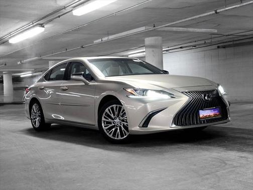 2019 Lexus ES 350 Base
