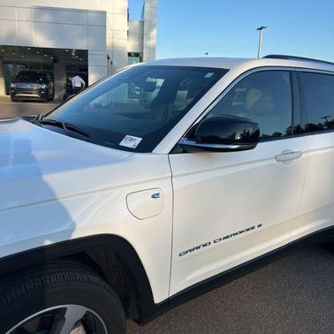 2023 Jeep Grand Cherokee 4xe Base