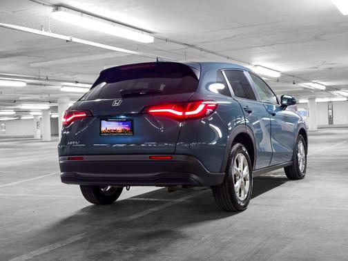2025 Honda HR-V LX