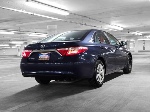 2016 Toyota Camry XSE