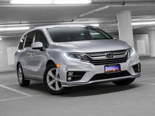 Crystal Black Pearl 2020 Honda Odyssey EX-L