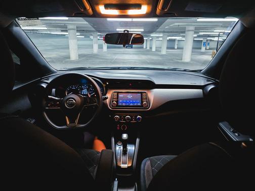 Super Black 2018 Nissan Kicks S